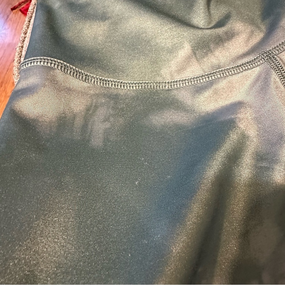 Beyond Yoga Green Tie Dye Leggings Size Small - Picture 8 of 9